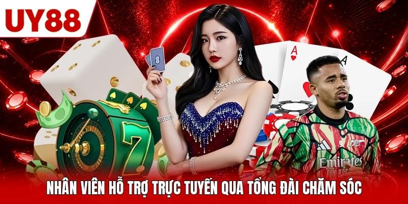 Nhân viên hỗ trợ trực tuyến qua tổng đài chăm sóc
